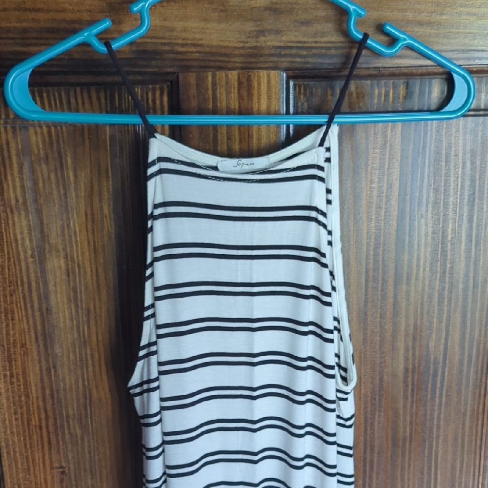 Soprano Black and White Sleeveless Maxi Dress